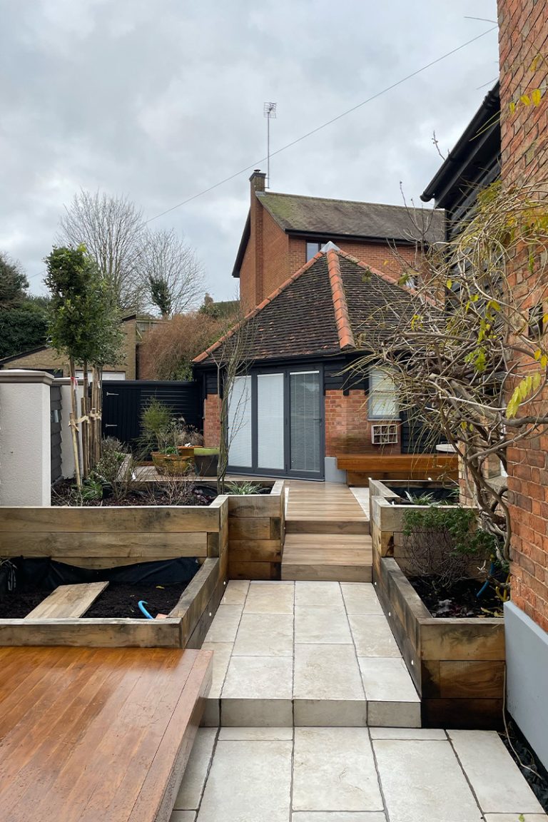Wards Builders & Developers Ltd - Landscaping - Ampthill - 10