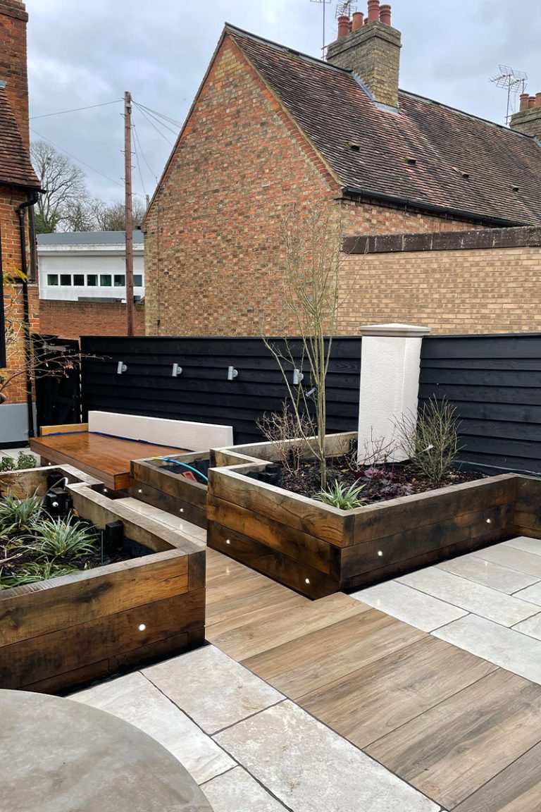 Wards Builders & Developers Ltd - Landscaping - Ampthill - 19