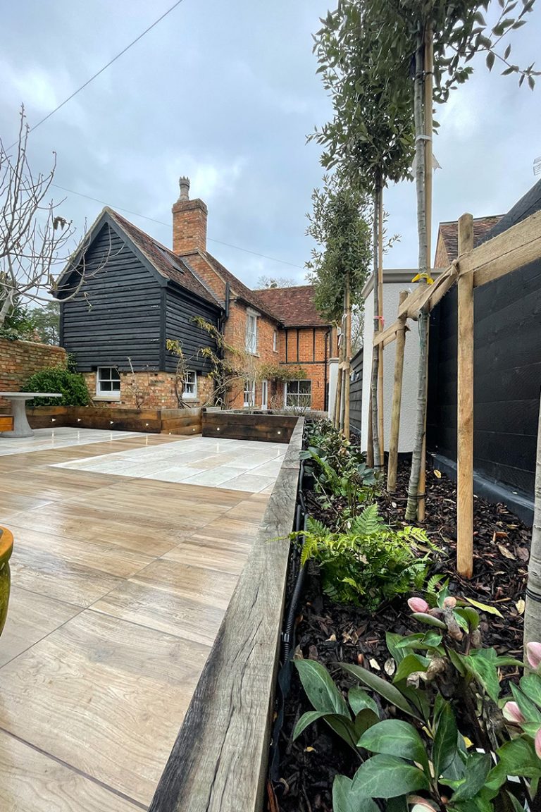 Wards Builders & Developers Ltd - Landscaping - Ampthill - 23