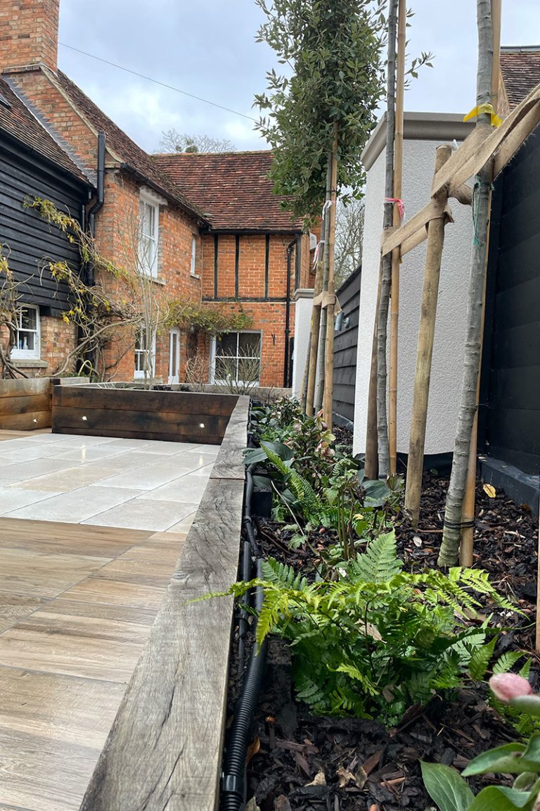 Wards Builders & Developers Ltd - Landscaping - Ampthill - 24