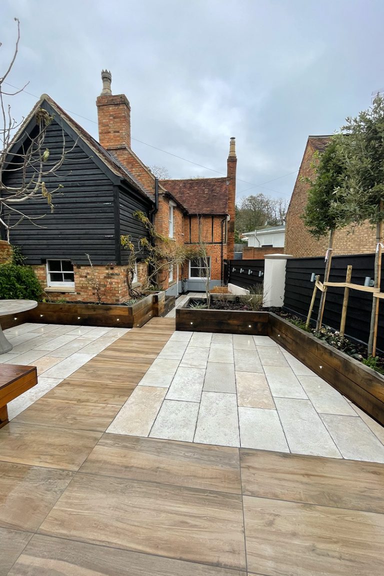 Wards Builders & Developers Ltd - Landscaping - Ampthill - 3