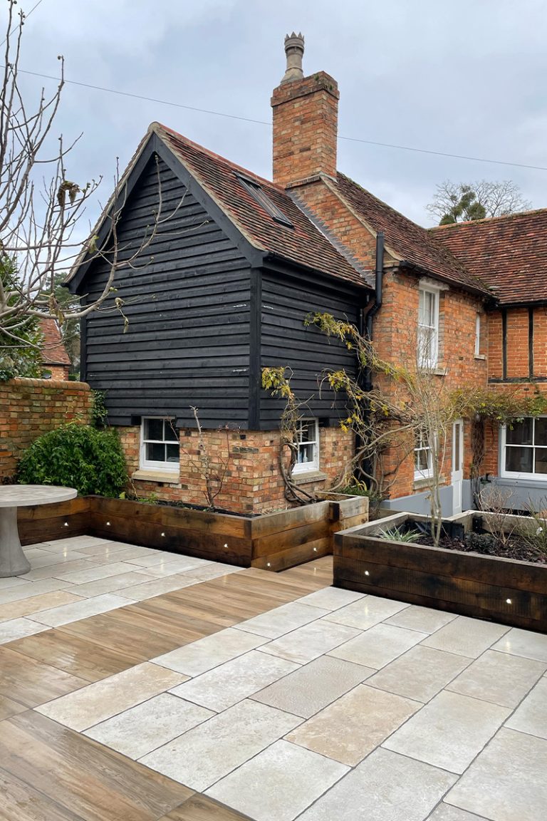 Wards Builders & Developers Ltd - Landscaping - Ampthill - 5