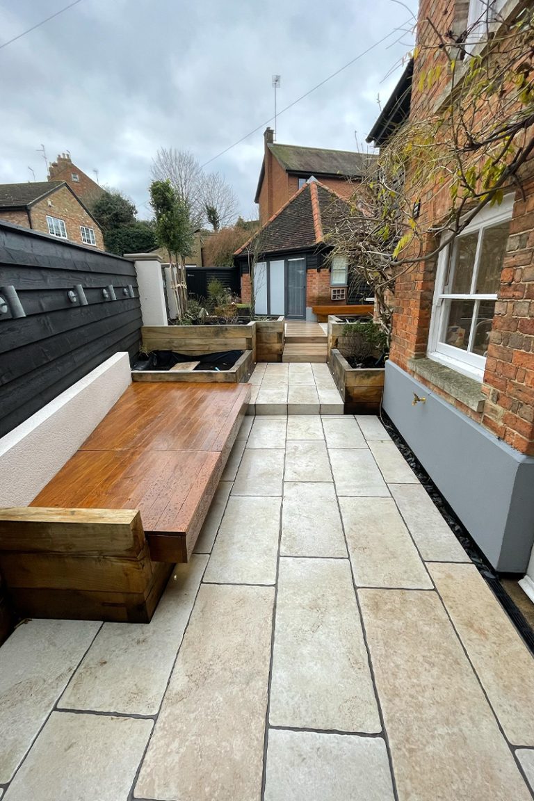 Wards Builders & Developers Ltd - Landscaping - Ampthill - 8
