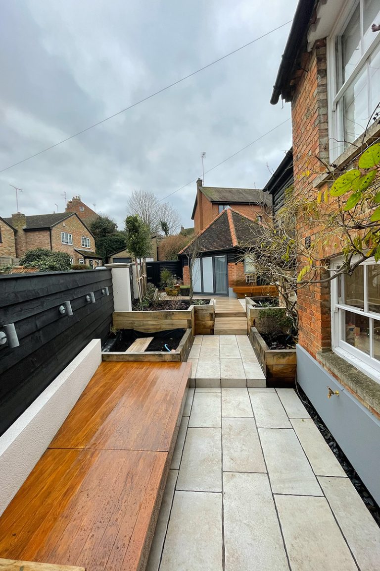 Wards Builders & Developers Ltd - Landscaping - Ampthill - 9